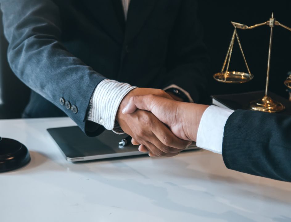 Professionelle digitale Präsenz für Notare und Rechtsanwälte